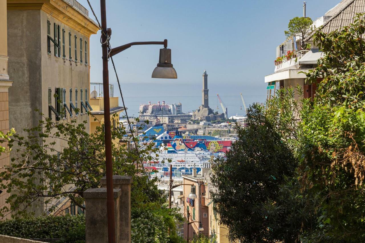 Sunny Apartment Over The Harbor 热那亚 外观 照片
